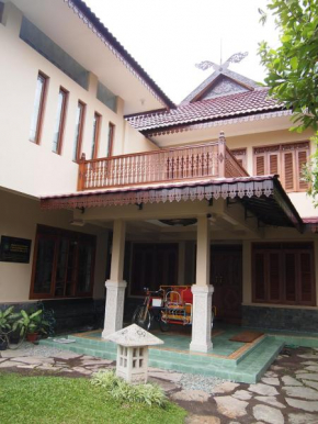 Гостиница Balai Melayu Hotel  Джокьякарта